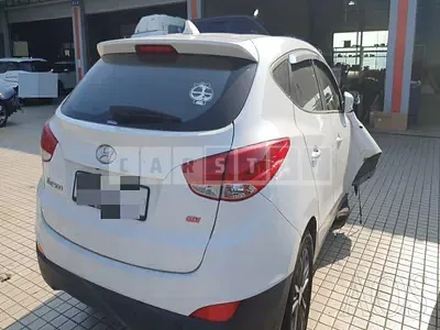 Photo 1 of 26: 2014 Hyundai Tucson ix — Korean insurance auction
