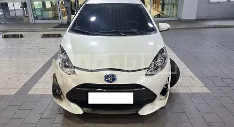 Photo 2 of 16: 2019 Toyota Prius C, VIN JTDKDTB30K1626196 — Korean insurance auction