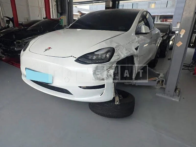 Photo 2 of 48: 2021 Tesla Model Y Long Range, VIN 5YJYGDEE4MF168242 — Korean insurance auction