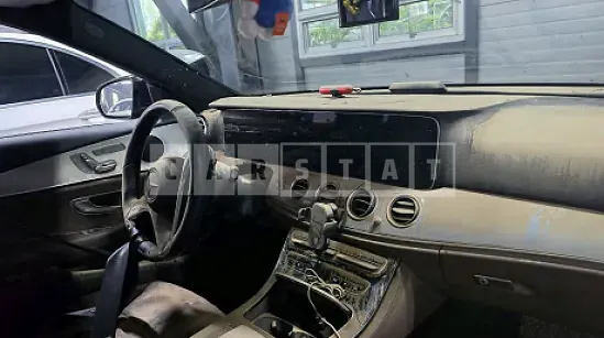 Photo 2 of 14: 2021 Mercedes-Benz E250 — Korean insurance auction
