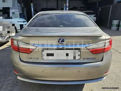 Photo 1 of 16: 2017 Lexus ES300h — Korean insurance auction
