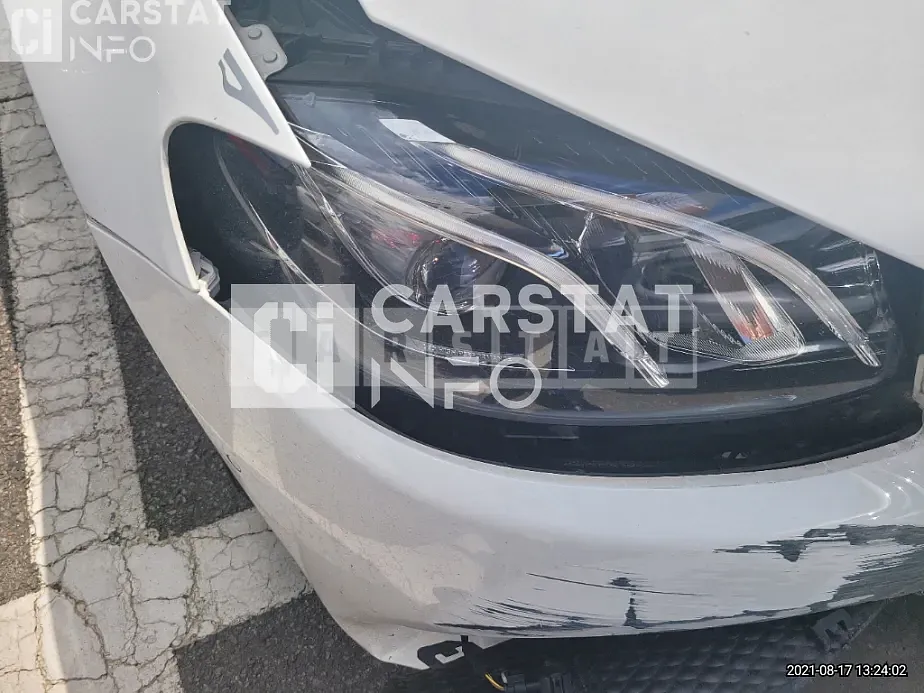 Photo 2 of 25: 2018 Mercedes-Benz E200, VIN WDDZF4CB6JA386015 — Korean insurance auction