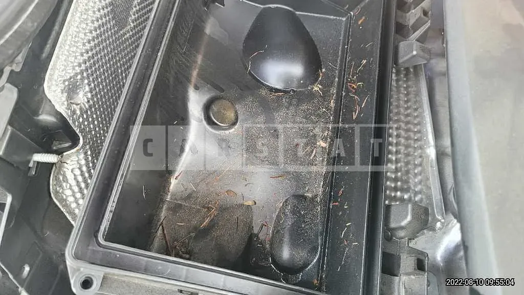 Photo 2 of 12: 2019 Mercedes-Benz E 300, VIN WDDZF4JB7KA539084 — Korean insurance auction