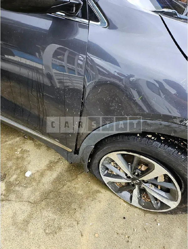 Photo 2 of 17: 2019 Kia Sorento — Korean insurance auction