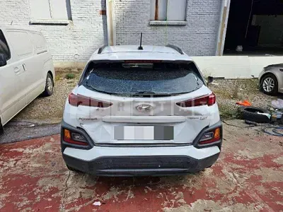 Photo 1 of 14: 2018 Hyundai Kona Gasoline — Korean insurance auction