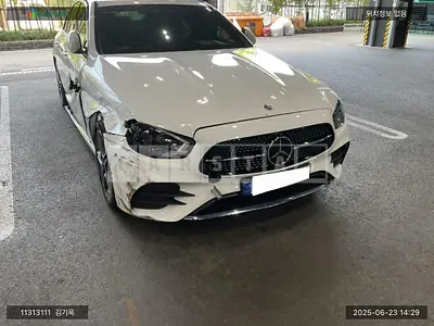 Photo 1 of 18: 2023 Mercedes-Benz E250, VIN W1KZF4FB2PB159290 — Korean insurance auction