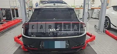 Photo 1 of 11: 2022 Kia EV6 Long Range Earth — Korean insurance auction
