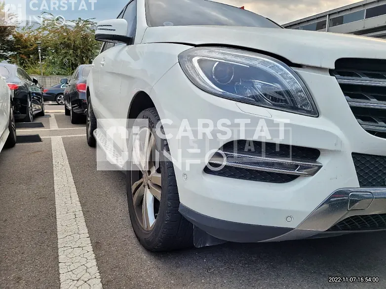 Photo 2 of 37: 2015 Mercedes-Benz ML350 BlueTec 4Matic, VIN WDCDA2EB3FA569698 — Korean insurance auction