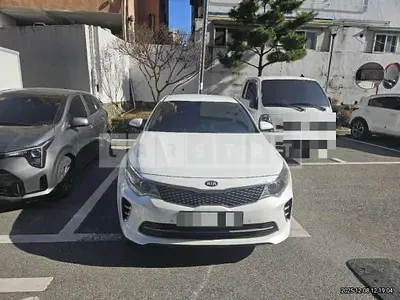 Photo 1 of 21: 2015 Kia K5 — Korean insurance auction