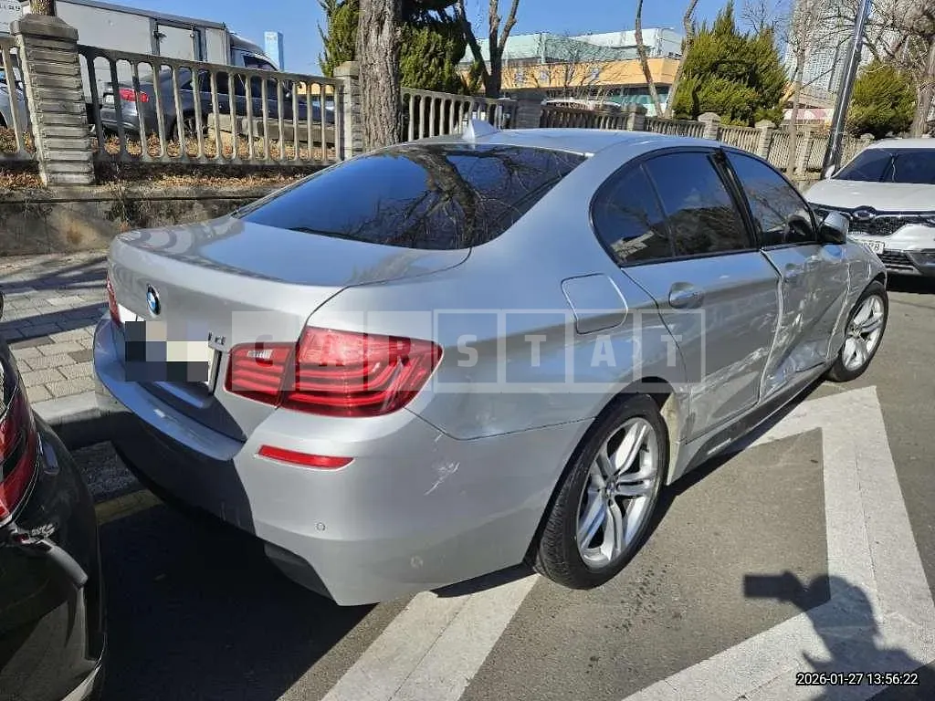 Photo 2 of 27: 2016 BMW 520d — Korean insurance auction