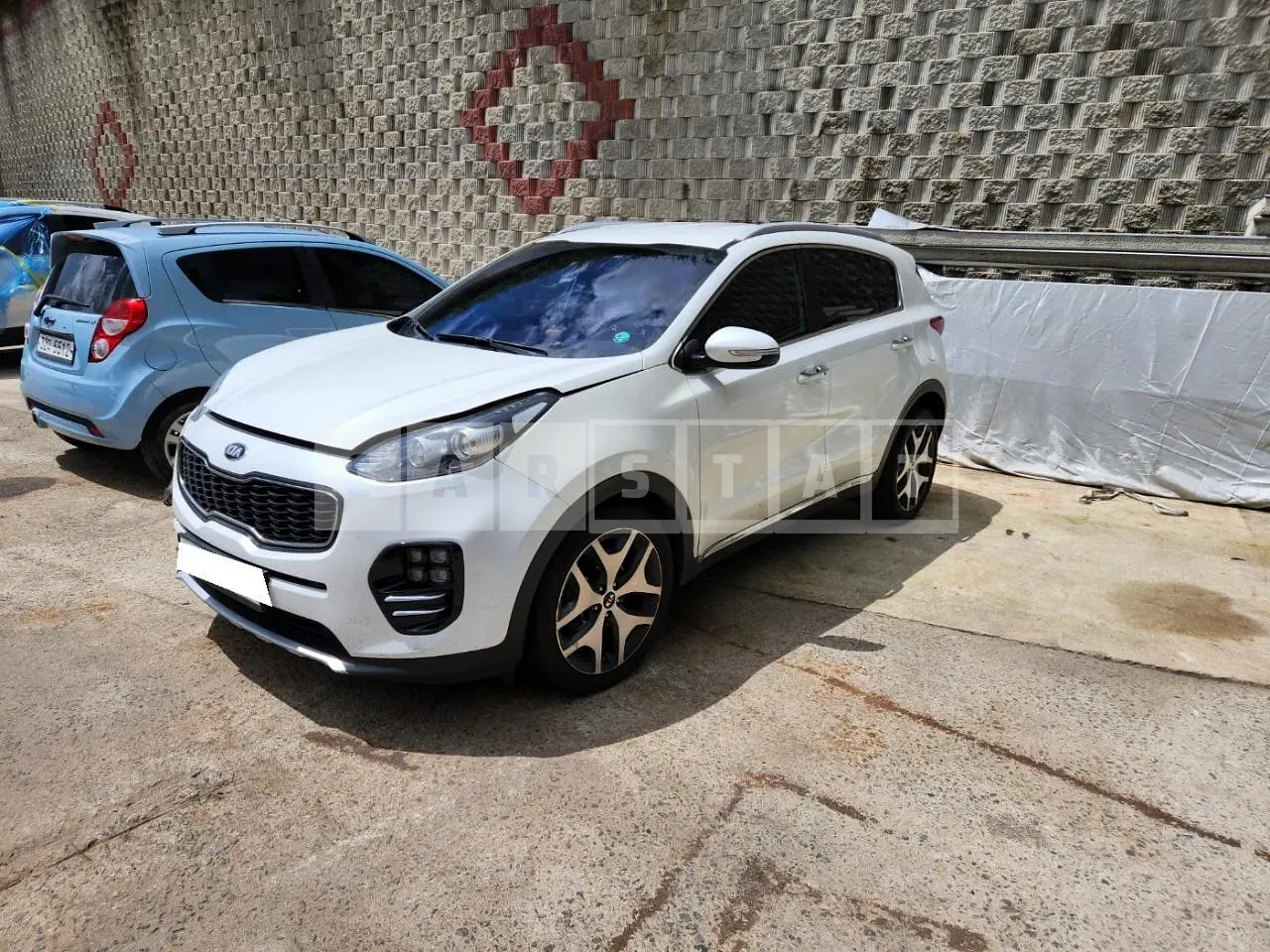 Photo 2 of 13: 2016 Kia Sportage, VIN KNAPM813BHK190397 — Korean insurance auction