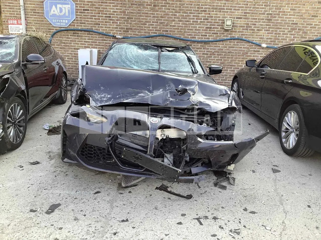 Photo 2 of 14: 2022 BMW M4 Competition M xDrive, VIN WBS41AZ02PCL48570 — Korean insurance auction