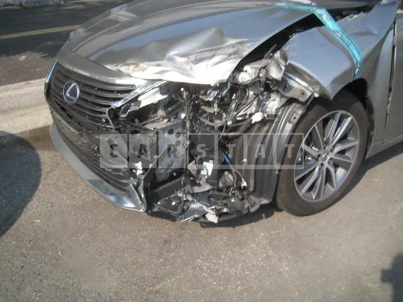 Photo 2 of 6: 2017 Lexus ES300h — Korean insurance auction