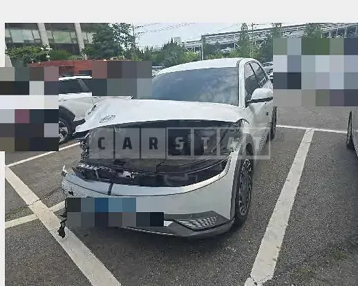 Photo 2 of 13: 2021 Hyundai IONIQ 5 Electric Car — Korean insurance auction