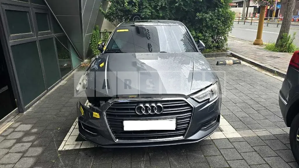 Photo 2 of 12: 2020 Audi A3 40TFSI — Korean insurance auction