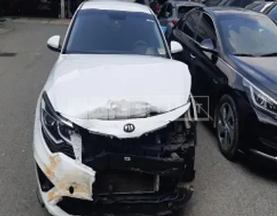 Photo 1 of 19: 2020 Kia K5, VIN KNAGT416BLA351891 — Korean insurance auction