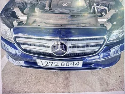 Photo 1 of 14: 2020 Mercedes-Benz E 300 — Korean insurance auction