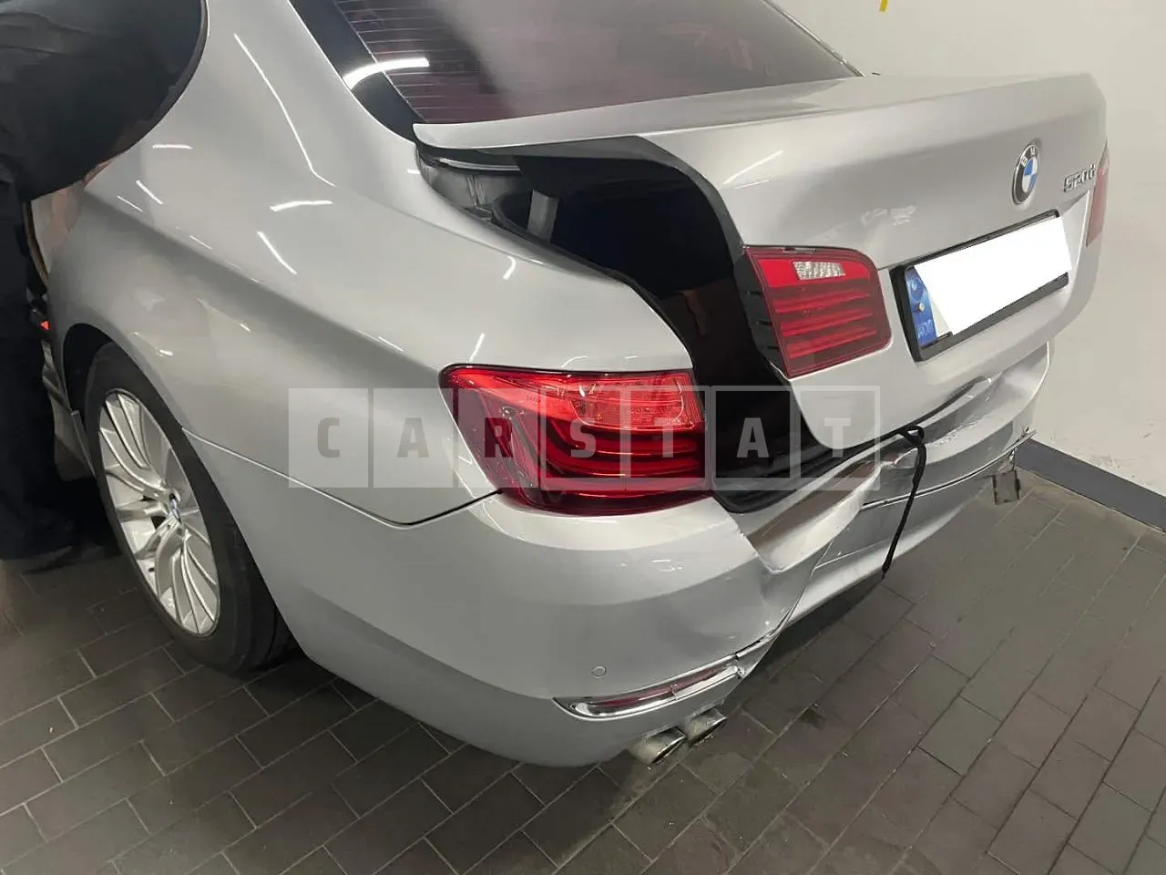 Photo 2 of 28: 2015 BMW 520d, VIN WBA5E5107FG062334 — Korean insurance auction