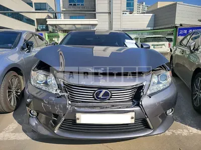 Photo 1 of 38: 2015 Lexus ES300h, VIN JTHBW1GG6F2095014 — Korean insurance auction