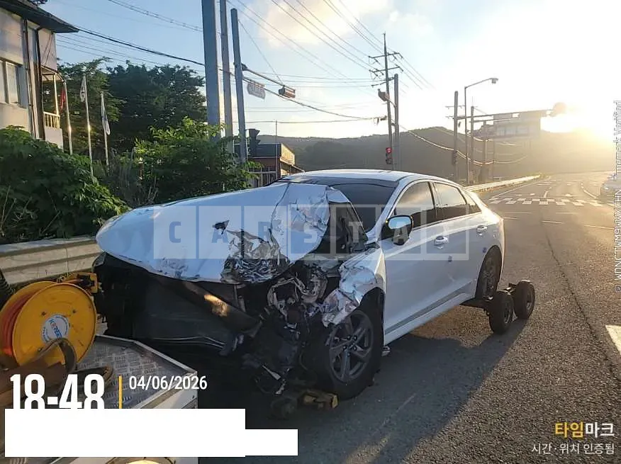 Photo 2 of 10: 2023 Kia K5 2.0(LPI) — Korean insurance auction