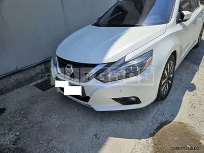 Photo 1 of 15: 2017 Nissan Altima 2.5 — Korean insurance auction