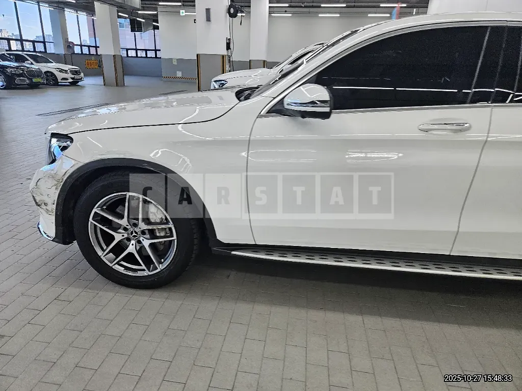 Photo 2 of 24: 2017 Mercedes-Benz GLC220 d 4Matic Coupe — Korean insurance auction