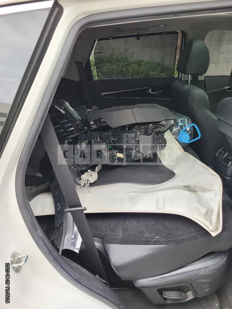 Photo 2 of 9: 2018 Kia Sorento 2.0, VIN KNAPH81ABKA508767 — Korean insurance auction