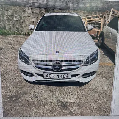 Photo 1 of 7: 2015 Mercedes-Benz C220 Blue Tec — Korean insurance auction