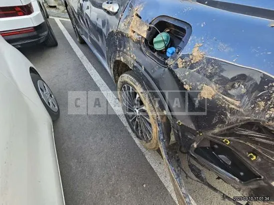 Photo 2 of 35: 2023 Hyundai Palisade — Korean insurance auction