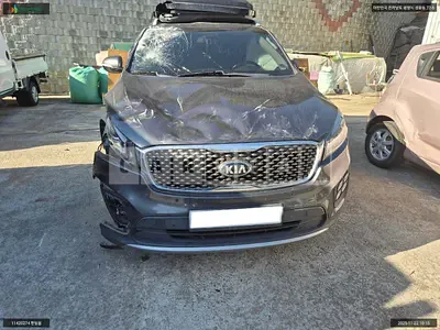Photo 1 of 20: 2016 Kia Sorento, VIN KNAPH81ABGA217694 — Korean insurance auction