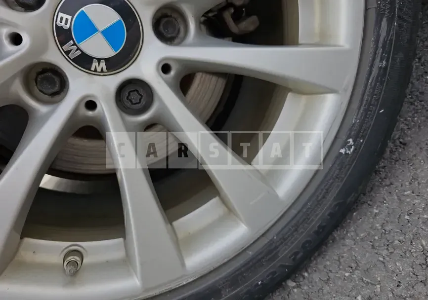 Photo 2 of 9: 2016 BMW 320d, VIN WBA8C5106GK641400 — Korean insurance auction