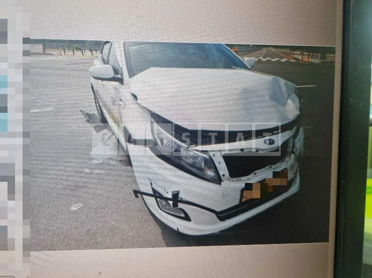 Photo 2 of 7: 2015 Kia K5 LPG, VIN KNAGN418BGA655948 — Korean insurance auction