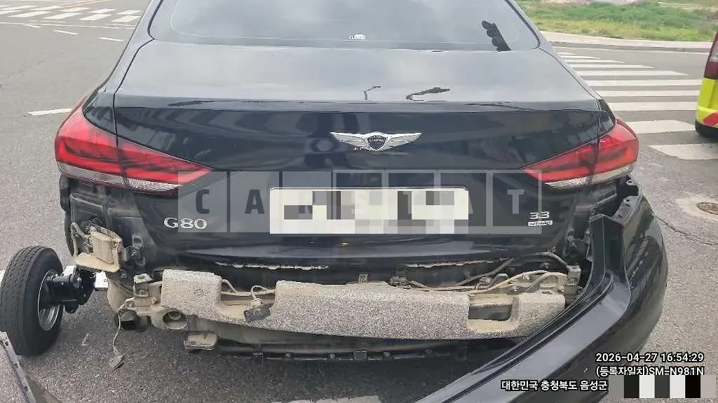 Photo 2 of 10: 2019 Genesis G80 — Korean insurance auction