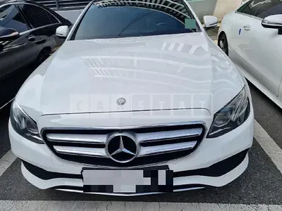 Photo 1 of 3: 2017 Mercedes-Benz (parts) E300 Front Bumper — Korean insurance auction