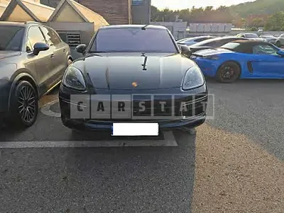 Photo 1 of 26: 2023 Porsche Cayenne Turbo — Korean insurance auction