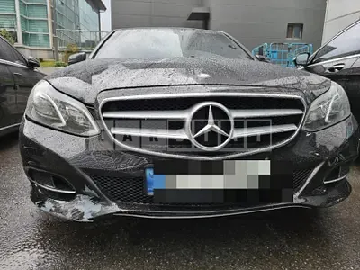 Photo 1 of 10: 2014 Mercedes-Benz E300 4Matic — Korean insurance auction