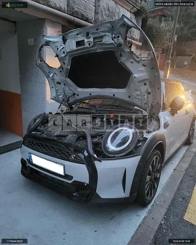 Photo 1 of 11: 2021 MINI Cooper S, VIN WMW61DH08N2R54202 — Korean insurance auction