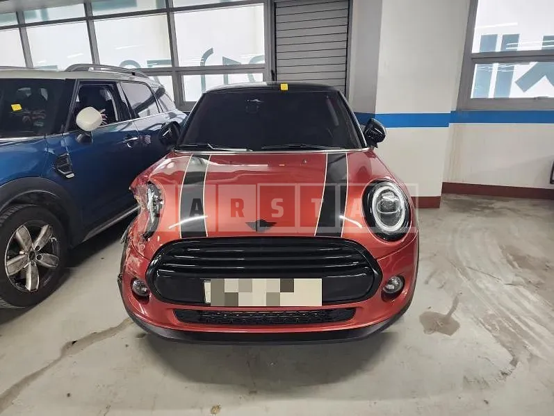 Photo 2 of 10: 2020 MINI Cooper — Korean insurance auction