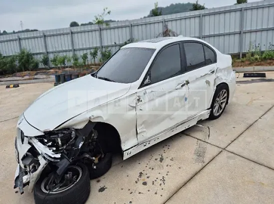 Photo 2 of 18: 2018 BMW 320d WLTP — Korean insurance auction