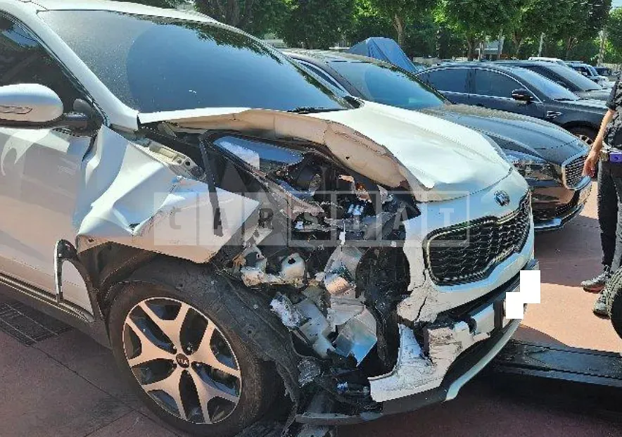 Photo 2 of 47: 2017 Kia Sportage, VIN KNAPN813BHK283606 — Korean insurance auction