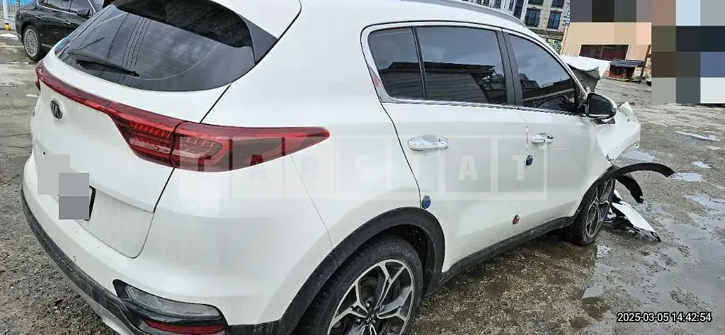Photo 2 of 13: 2019 Kia Sportage — Korean insurance auction