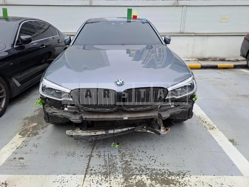 Photo 2 of 27: 2018 BMW 520d — Korean insurance auction