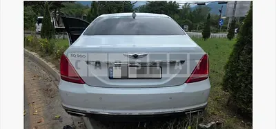 Photo 1 of 16: 2018 Genesis EQ900 — Korean insurance auction