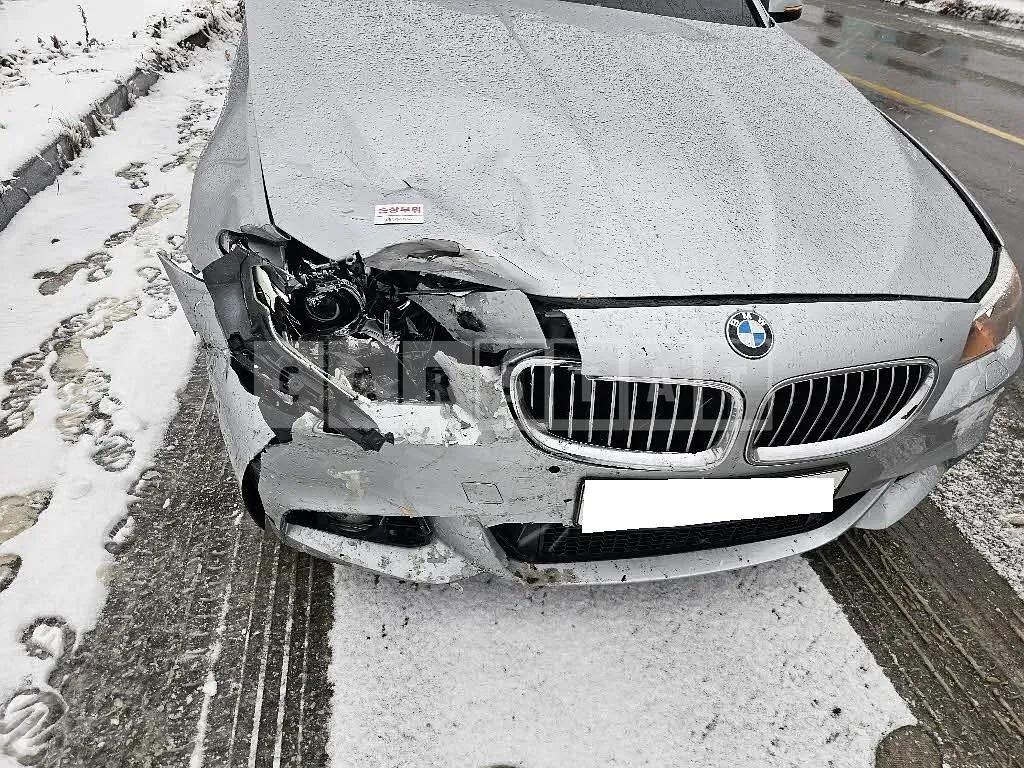 Photo 2 of 8: 2016 BMW 528i, VIN WBA5A5105GG180718 — Korean insurance auction