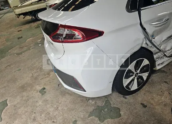Photo 2 of 14: 2018 Hyundai IONIQ Electric — Korean insurance auction