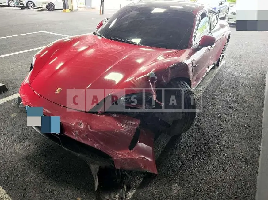 Photo 2 of 10: 2023 Porsche Taycan — Korean insurance auction