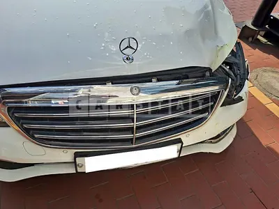 Photo 1 of 21: 2017 Mercedes-Benz E220 d, VIN WDDZF0EBXHA145087 — Korean insurance auction