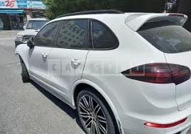 Photo 2 of 27: 2016 Porsche Cayenne GTS, VIN WP1AD2929GLA71861 — Korean insurance auction
