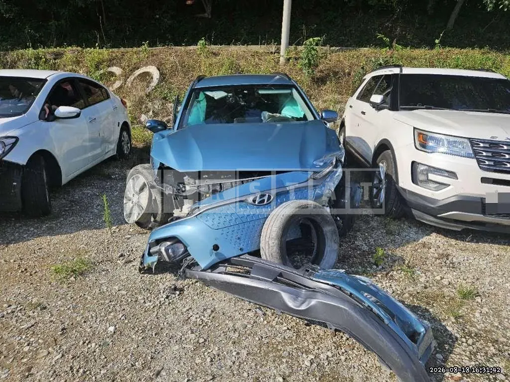 Photo 2 of 10: 2018 Hyundai Kona Electric Car — Korean insurance auction