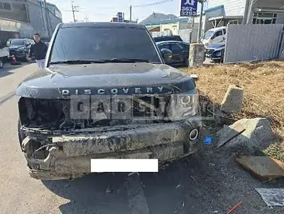 Photo 1 of 10: 2016 Land Rover DISCOVERY4 3.0 d — Korean insurance auction